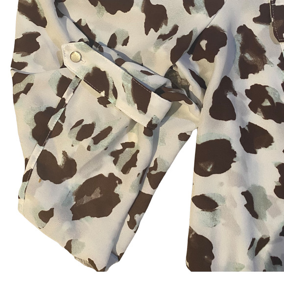 🛍️ Unbranded White Brown Cheetah Print Blouse Women's size 1X - Picture 3 of 8